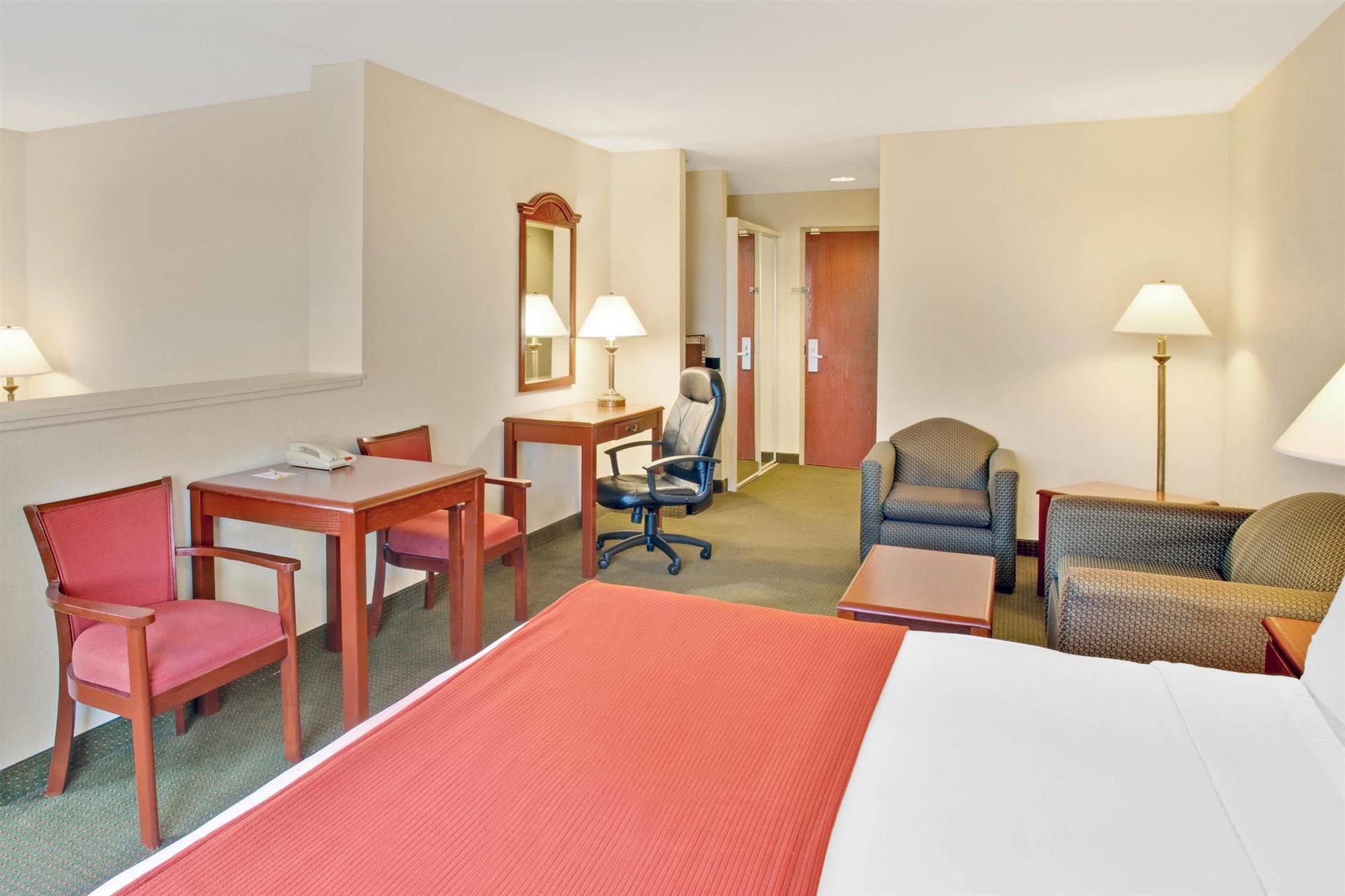 Days Inn & Suites By Wyndham Laurel Near Fort Meade Exterior foto